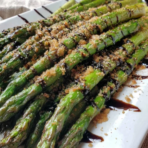 Balsamic asparagus side dish, drizzled and delicious.