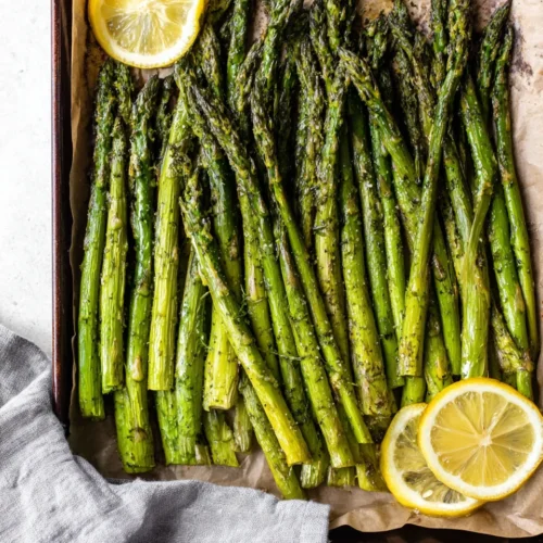 Crispy roasted asparagus, a healthy and flavorful side dish.