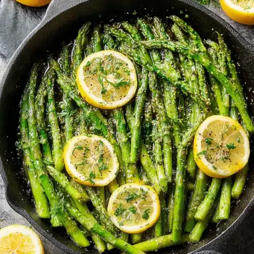 Lemon Asparagus: A Simple and Delicious Side Dish 1 Delicious lemon asparagus, a perfect side dish.