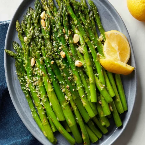 Delicious pan fried asparagus, a quick side dish