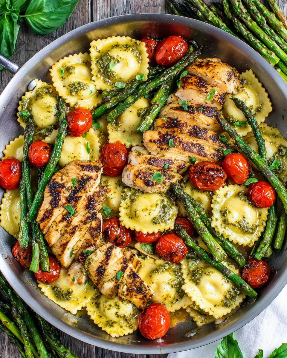 Pesto ravioli with chicken and vegetables for a quick dinner.