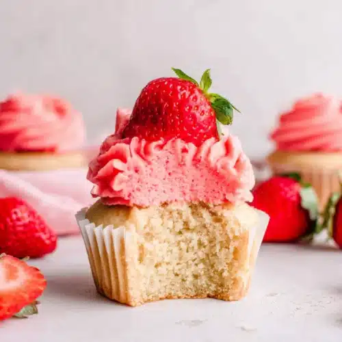 Delicious strawberry ganache cake filling enhances desserts.