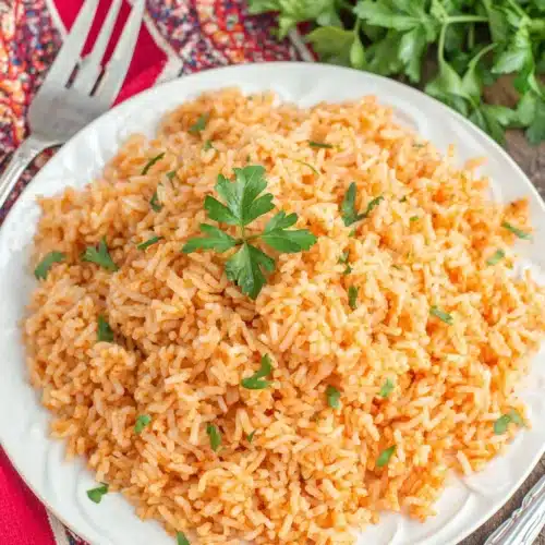 Authentic Mexican Rice: A Flavorful Family Favorite 1 Authentic Mexican rice, a perfect side dish for family dinners.