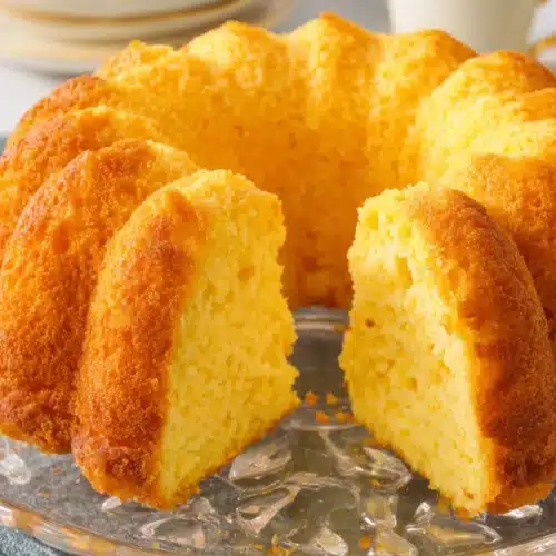 Lemon mug cake, fluffy and zesty, perfect for desserts.