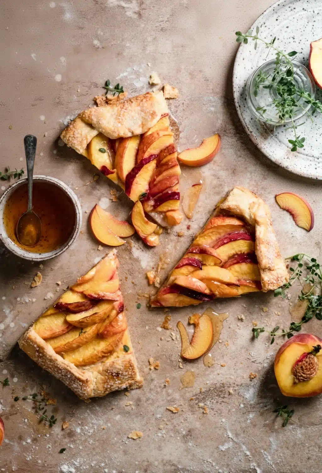 Delicious Galette with Peach Slices: A Sweet Treat